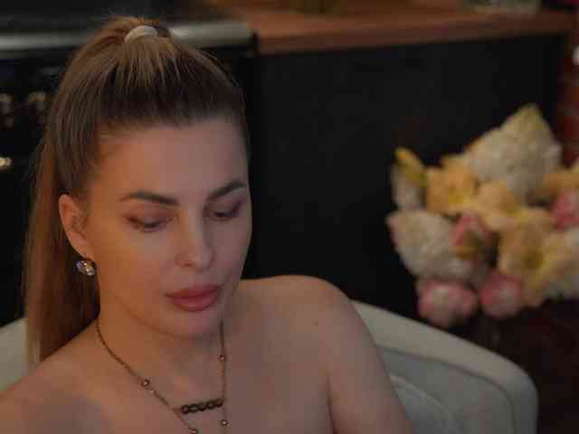 Модель: _Lady_M_