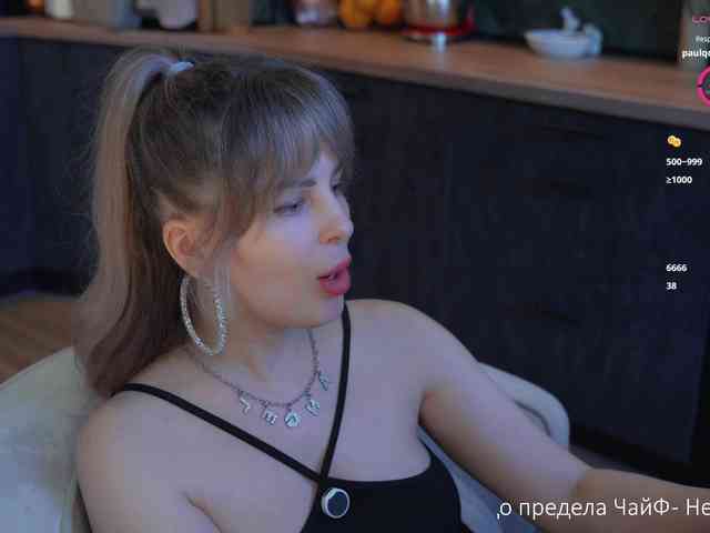 Model: _Lady_M_