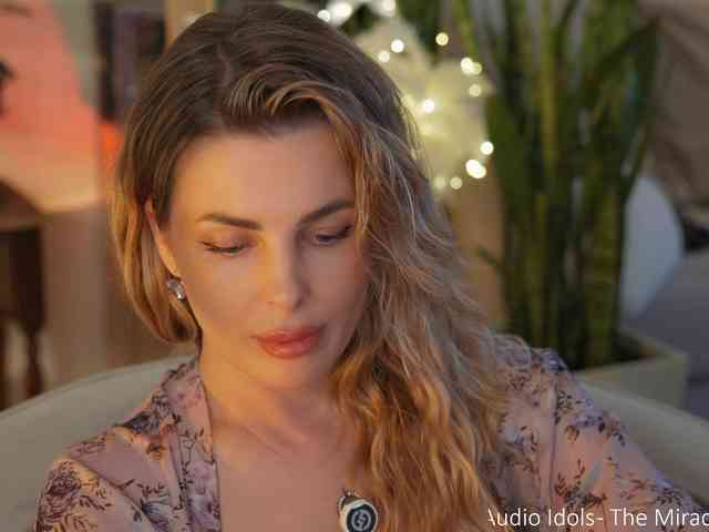 _Lady_M_ webcam