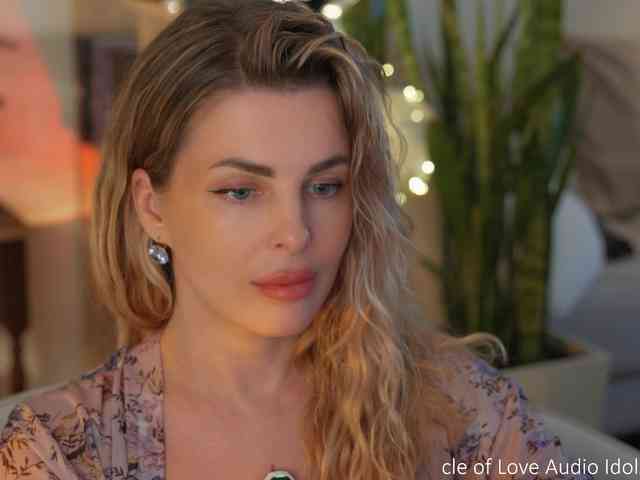 _Lady_M_ webcam