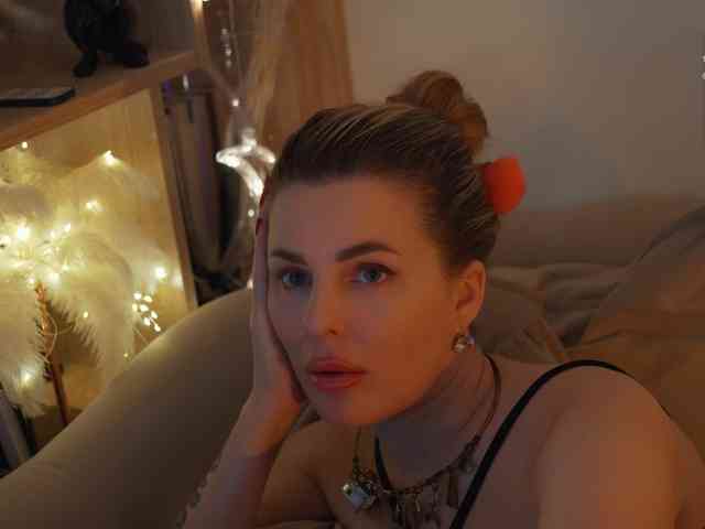 _Lady_M_ webcam