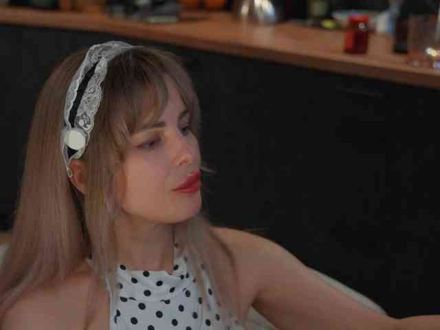 _Lady_M_ webcam