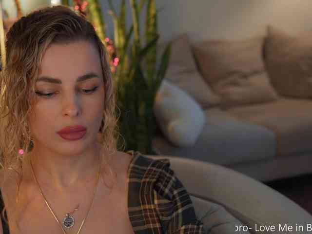 _Lady_M_ webcam