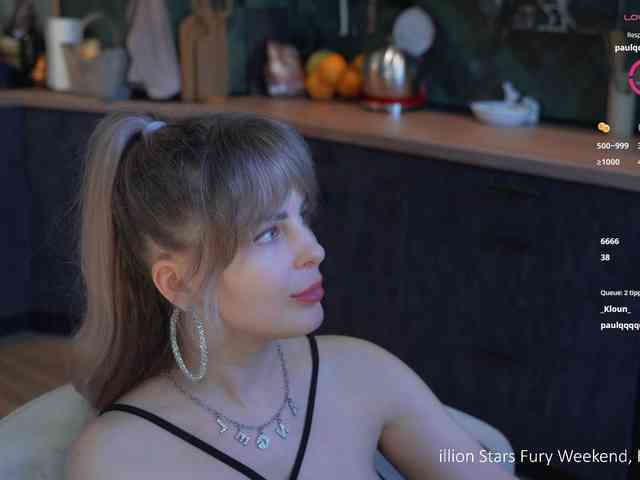 _Lady_M_ webcam