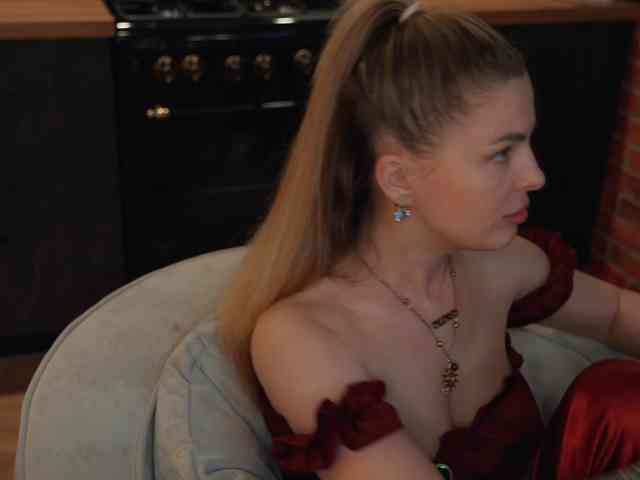 -Queen-Maria-
