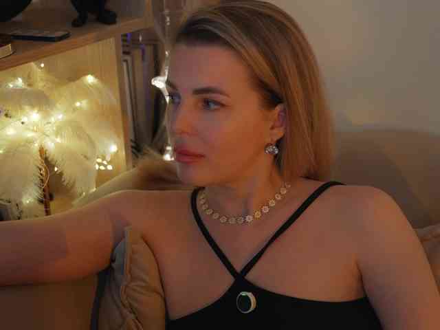 _Lady_M_ webcam