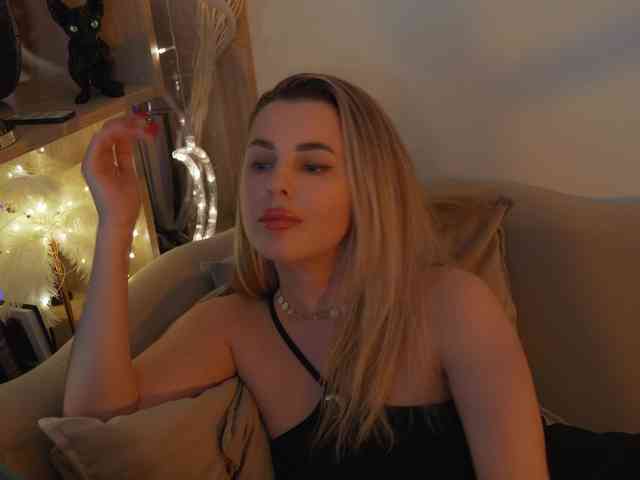 _Lady_M_ webcam