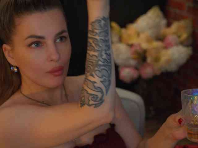 _Lady_M_ webcam