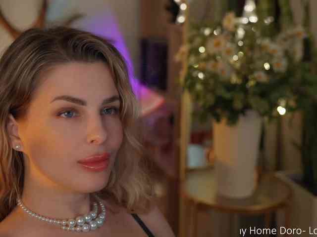 _Lady_M_ webcam