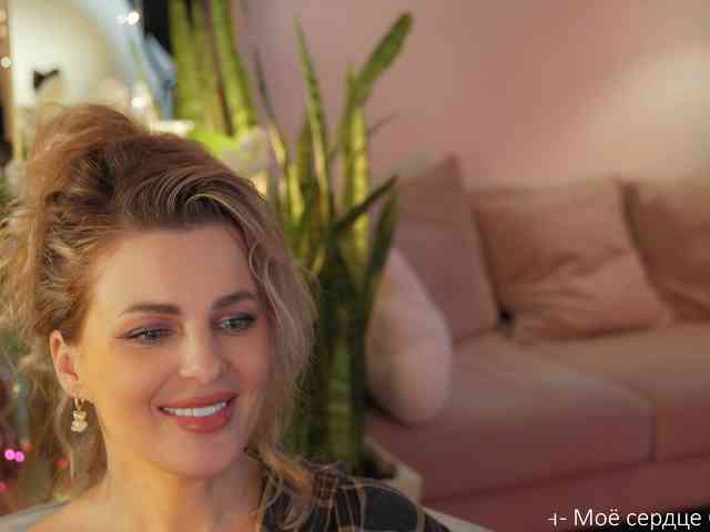 _Lady_M_ webcam