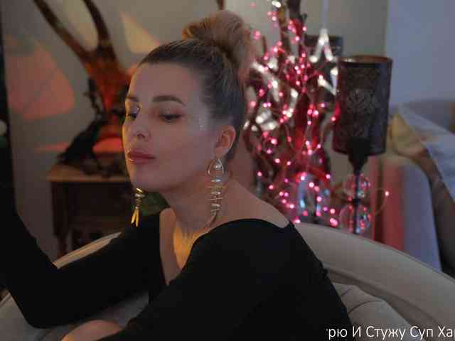 _Lady_M_ webcam