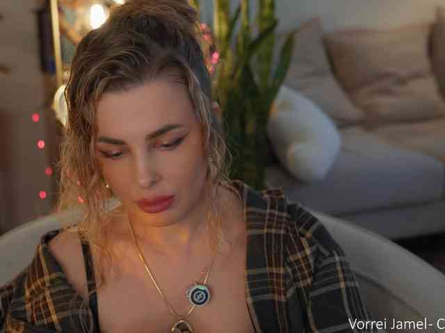 _Lady_M_ webcam