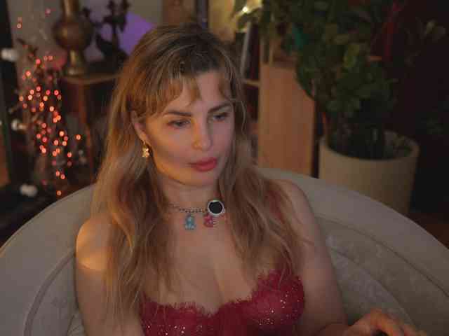 -Queen-Maria- -Queen-Maria-