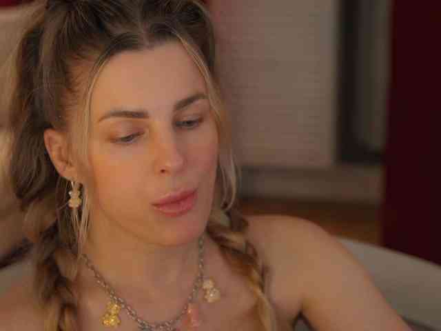 _Lady_M_ webcam