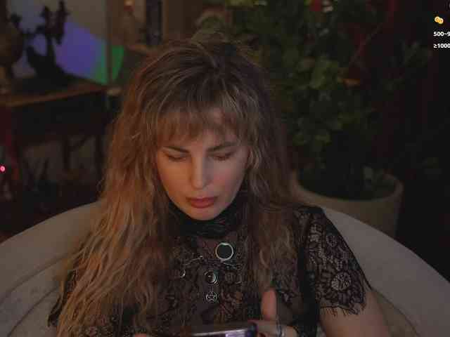 _Lady_M_ webcam