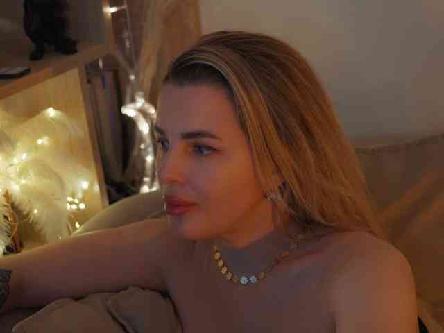 _Lady_M_ webcam
