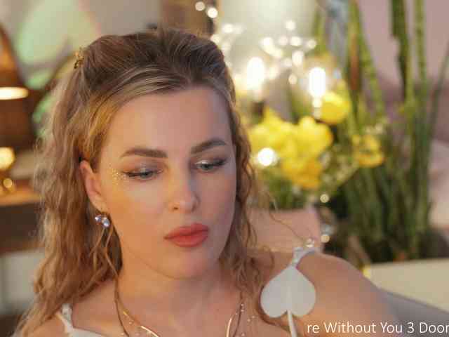 _Lady_M_ webcam