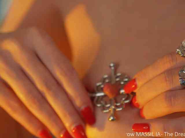 Model: _Lady_M_