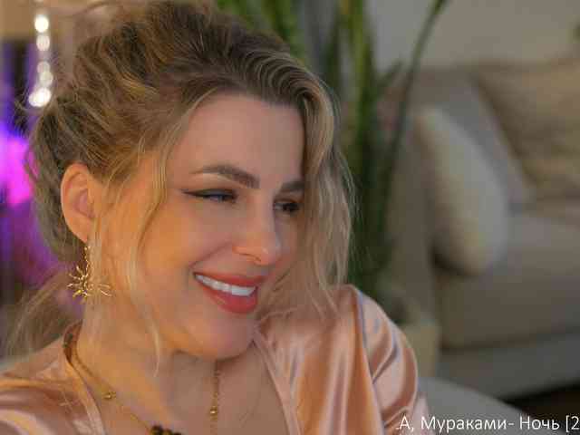 _Lady_M_ webcam