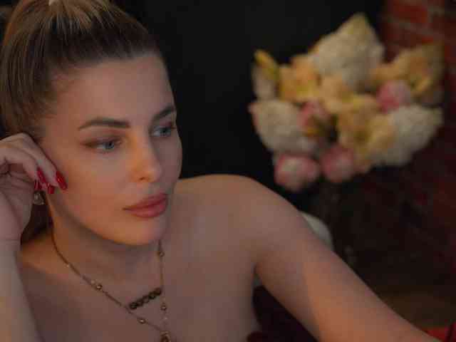 _Lady_M_ webcam