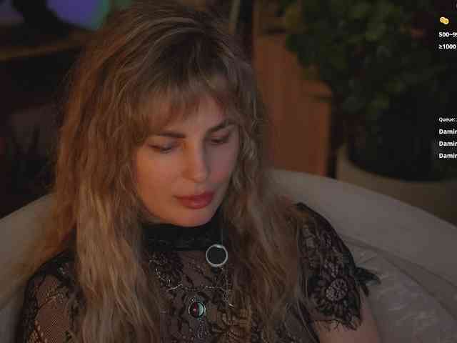 _Lady_M_ webcam
