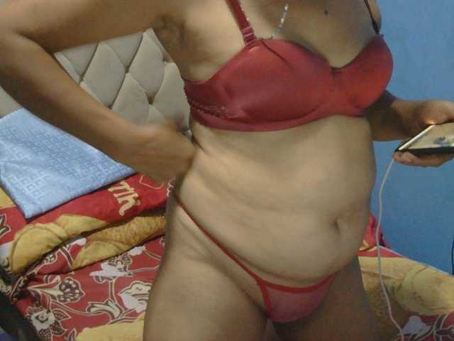hOtGranny4u live cam