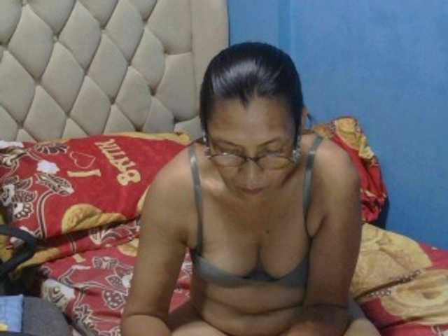 hOtGranny4u