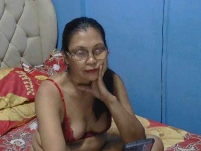 hOtGranny4u