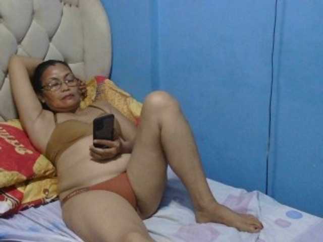 hOtGranny4u