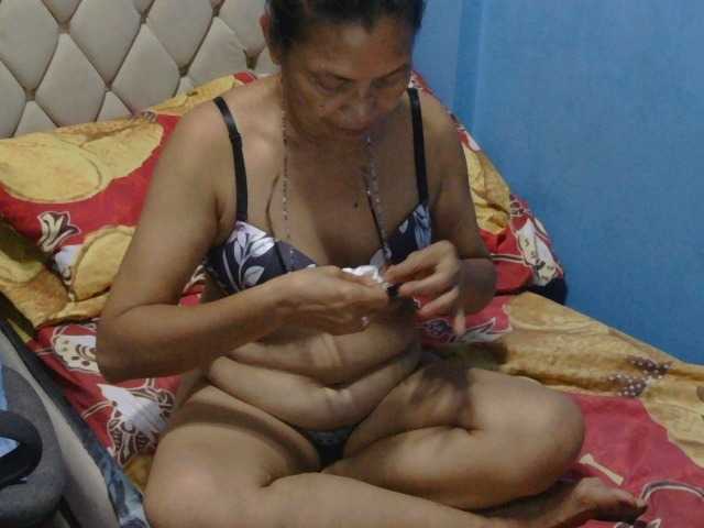 hOtGranny4u live webcam show