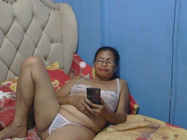 hOtGranny4u