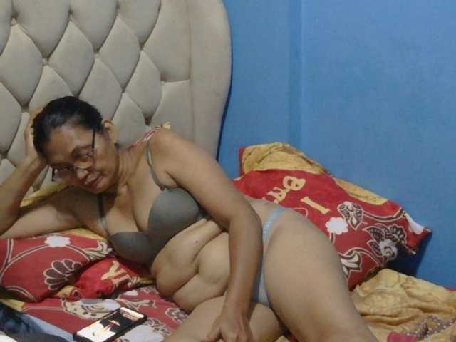hOtGranny4u