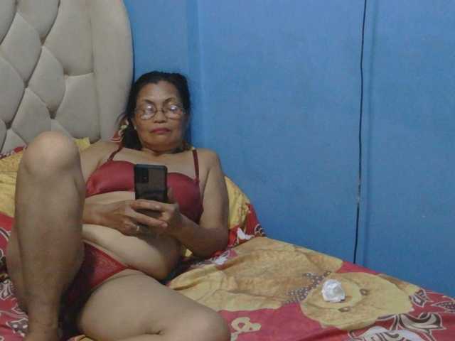 hOtGranny4u