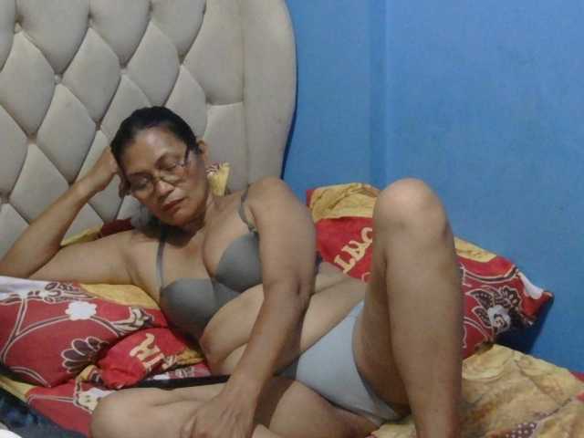 hOtGranny4u