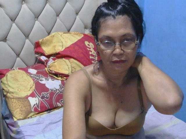 hOtGranny4u