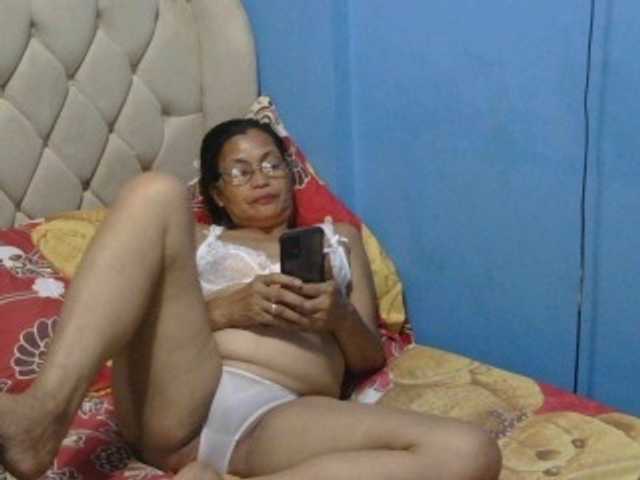 hOtGranny4u
