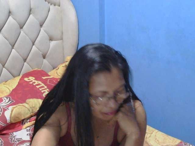 hOtGranny4u's BongaCams show and profile