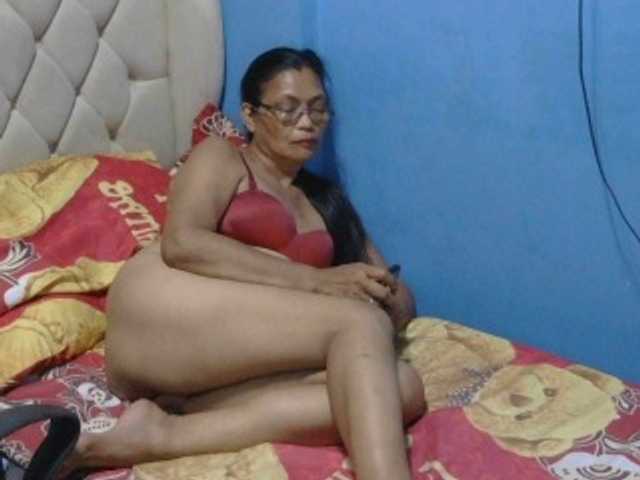 hOtGranny4u, en vivo ahora en BongaCams