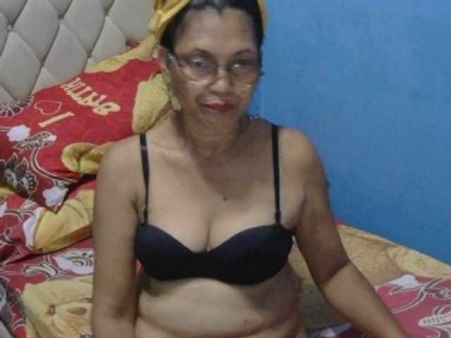 hOtGranny4u