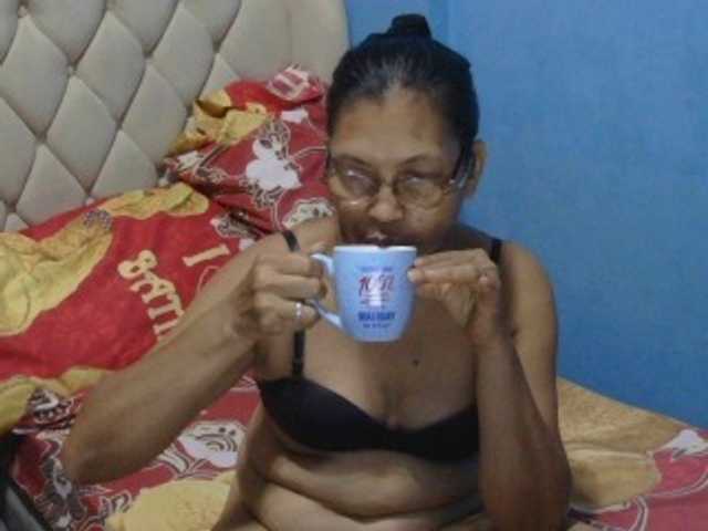 hOtGranny4u
