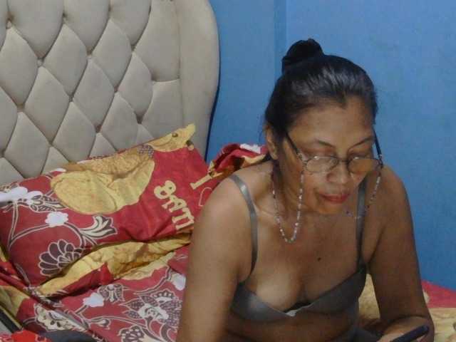 hOtGranny4u