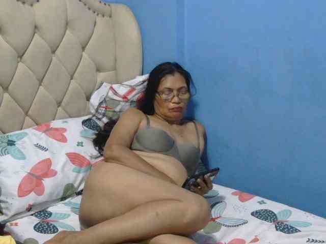 hOtGranny4u hOtGranny4u