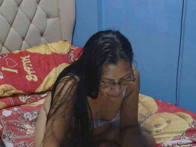 hOtGranny4u webcam