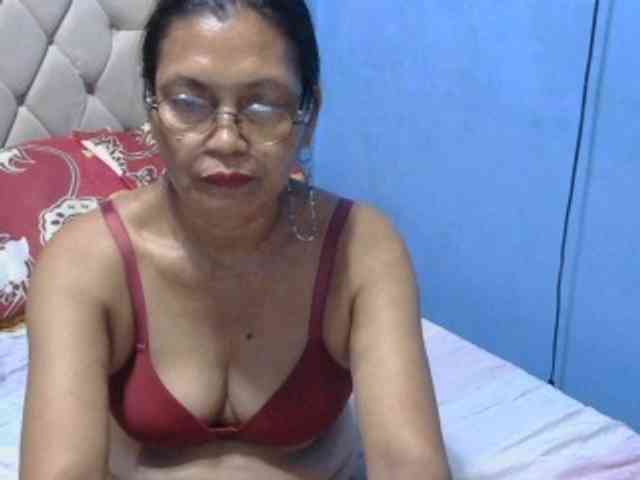 hOtGranny4u