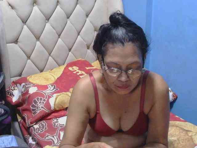hOtGranny4u webcam