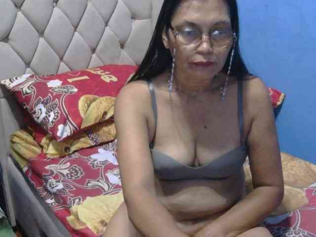 hOtGranny4u webcam