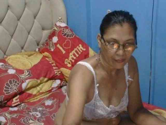hOtGranny4u