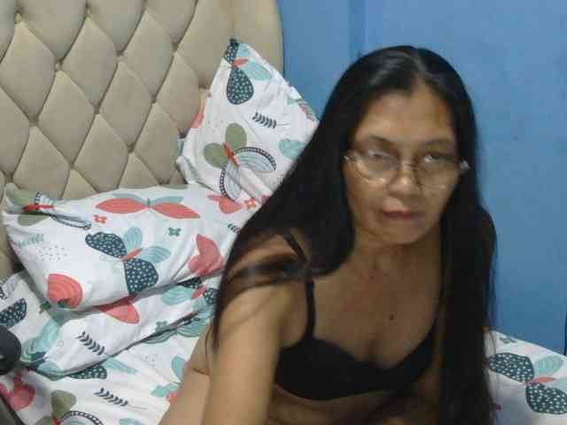 hOtGranny4u