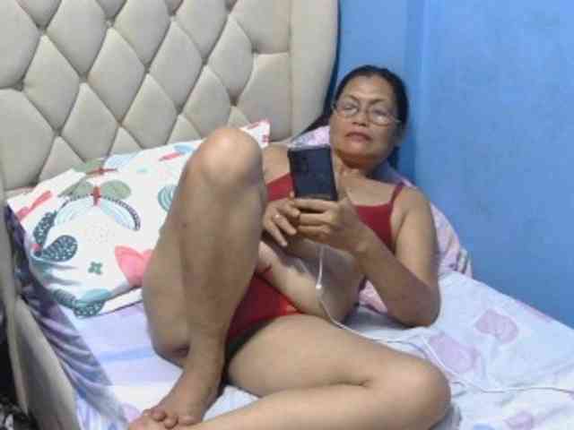 hOtGranny4u hOtGranny4u