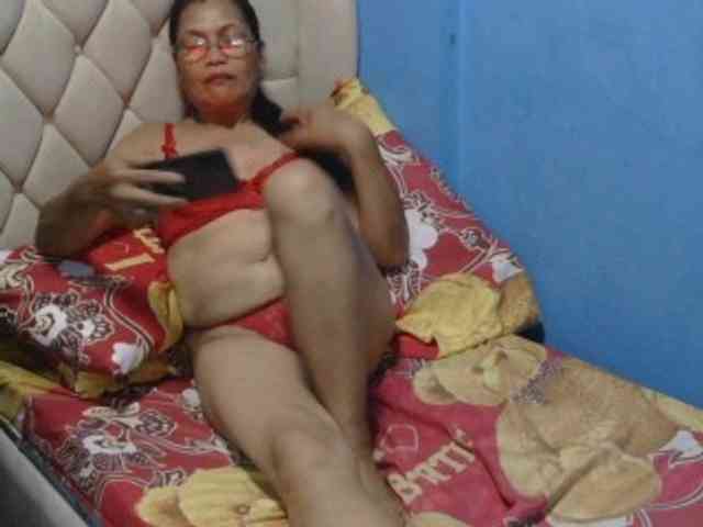 hOtGranny4u webcam